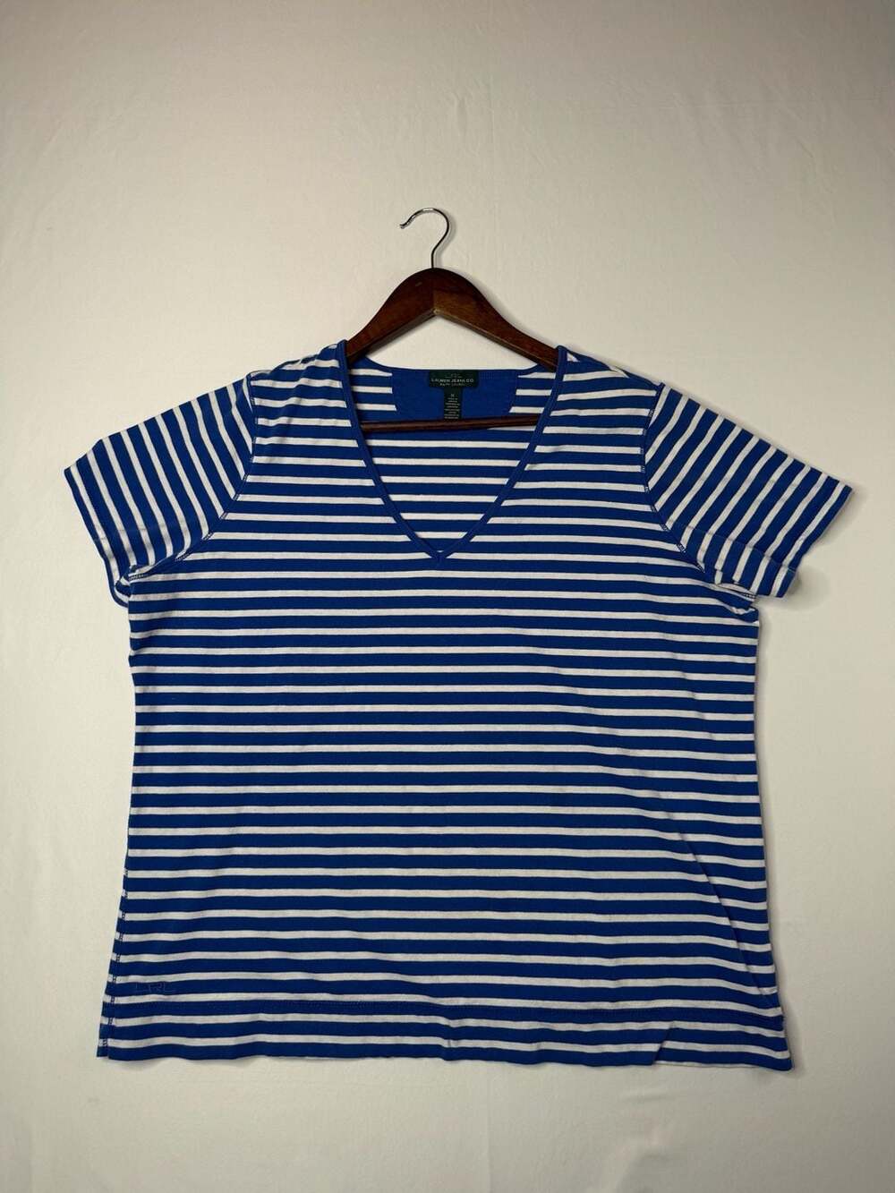 Lauren Jeans Co. Ralph Lauren Women's Blue White Striped V-Neck Short Sleeve T-S
